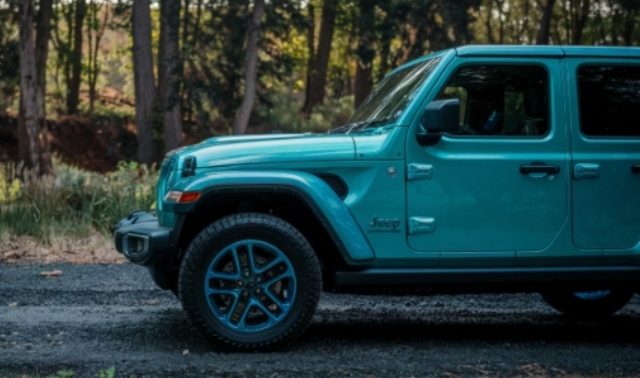 fca certified collision repair jeep (2)