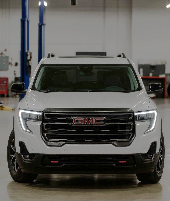 White GMC SUV-GM Certified Collision Repair
